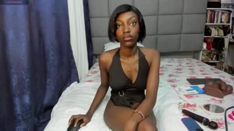 suhaila_suu online show from 2, 11, 2025