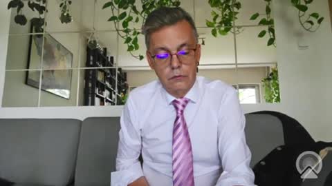 Snapshot of suit_elegant chatting on 13, 7, 2026 Suit tie horny online show from 13, 7, 2026