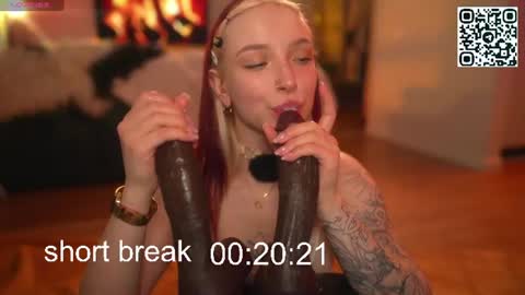 Snapshot of suk_ki chatting on 24, 7, 2026 Lika ginger Jessy blond online show from 24, 7, 2026