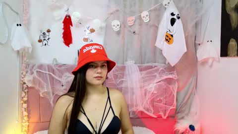 Snapshot of sukilove18 chatting on 14, 10, 2025 sukilove18 online show from 14, 10, 2025