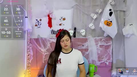 Snapshot of sukilove18 chatting on 28, 10, 2025 sukilove18 online show from 28, 10, 2025