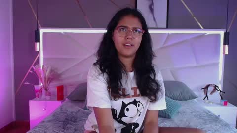 Snapshot of sukirush chatting on 19, 4, 2026 SUKI online show from 19, 4, 2026