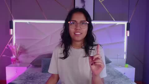 Snapshot of sukirush chatting on 21, 4, 2026 SUKI online show from 21, 4, 2026