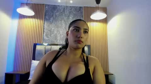 Snapshot of sulay_kim chatting on 25, 5, 2026 Sulay online show from 25, 5, 2026