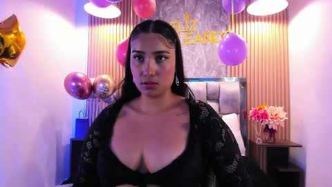 Snapshot of sulay_kim chatting on 27, 5, 2026 Sulay online show from 27, 5, 2026