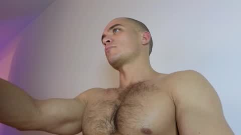 sultryandrewww online show from 8, 11, 2025