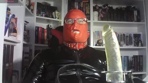 Snapshot of sumisolatex chatting on 14, 10, 2025 Sumisolatex online show from 14, 10, 2025