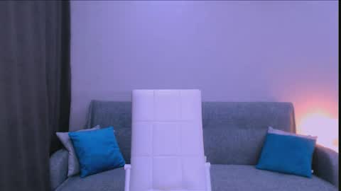 Snapshot of summer_finn chatting on 6, 11, 2025 Christina online show from 6, 11, 2025