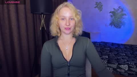 Snapshot of summerjem chatting on 17, 11, 2025 summerjem online show from 17, 11, 2025