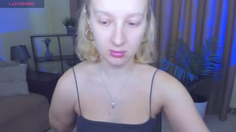 Snapshot of summerjem chatting on 24, 11, 2025 summerjem online show from 24, 11, 2025