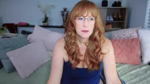 Snapshot of summerknightzzz chatting on 11, 3, 2025 SummerKnightzzz online show from 11, 3, 2025