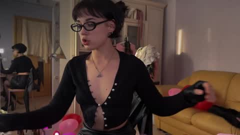 Miss Nelly online show from 3, 6, 2026