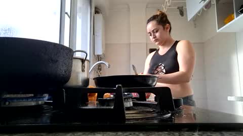 Snapshot of sunflower_dance chatting on 16, 2, 2025 Jeraldine online show from 16, 2, 2025