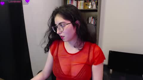 Snapshot of sunflower_uwu chatting on 27, 2, 2025 violetta online show from 27, 2, 2025