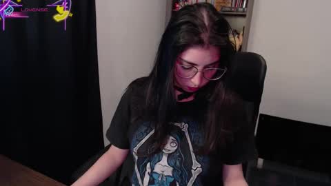 Snapshot of sunflower_uwu chatting on 9, 10, 2025 violetta online show from 9, 10, 2025
