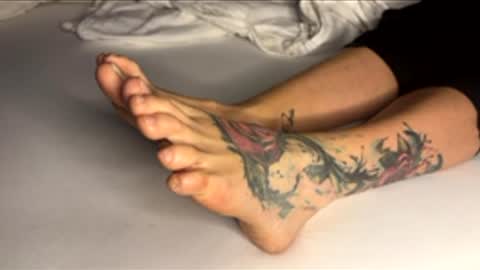 Snapshot of sunleonfeet chatting on 14, 12, 2025 Sunleon only feets online show from 14, 12, 2025
