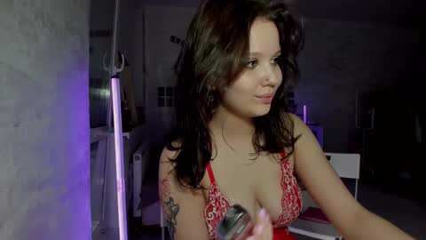 Snapshot of sunlovedamily chatting on 4, 3, 2025 Amy online show from 4, 3, 2025