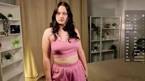 Kiki online show from 29, 11, 2025