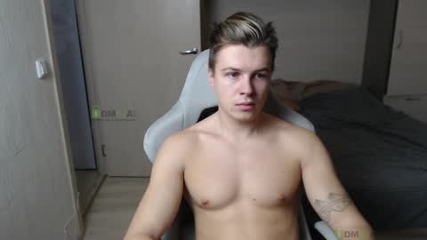 Snapshot of sunny1girl chatting on 28, 2, 2025 Alice and Sergey online show from 28, 2, 2025