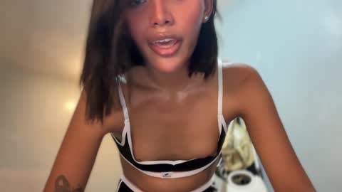 Snapshot of sunny_angelx chatting on 22, 1, 2025 ANGEL-DONT FORGET TO THUMBS UP AND FOLLOW online show from 22, 1, 2025