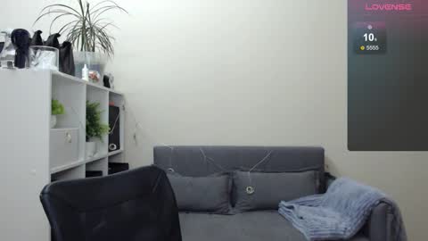 Naomi online show from 5, 1, 2025