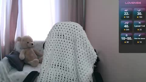 Snapshot of sunny_bunny6 chatting on 17, 4, 2026 Naomi online show from 17, 4, 2026