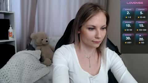 Snapshot of sunny_bunny6 chatting on 18, 4, 2026 Naomi online show from 18, 4, 2026