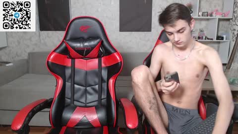 Snapshot of sunny_dan chatting on 13, 1, 2025 Dan online show from 13, 1, 2025