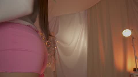 Snapshot of sunny_maria chatting on 20, 12, 2025 Maria online show from 20, 12, 2025