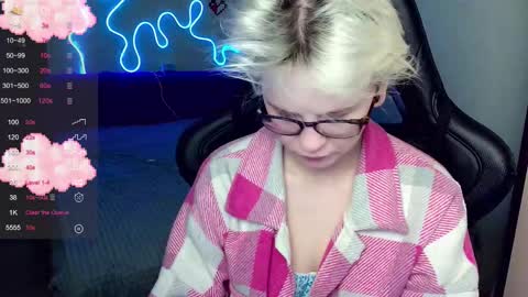 sunny mood online show from 2, 12, 2025