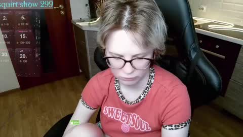 Snapshot of sunny_mood chatting on 18, 5, 2026 sunny mood online show from 18, 5, 2026