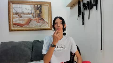 Snapshot of sunny_os chatting on 20, 12, 2025 Sunny online show from 20, 12, 2025