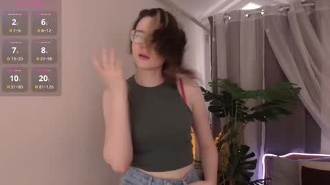 Sunny online show from 10, 9, 2025