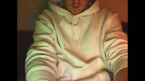 Snapshot of sunnygun0 chatting on 3, 12, 2024 sunnygun0 online show from 3, 12, 2024