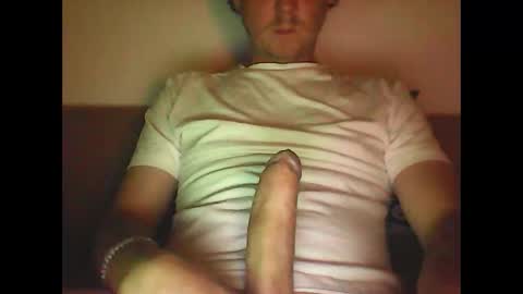 Snapshot of sunnygun0 chatting on 11, 10, 2025 sunnygun0 online show from 11, 10, 2025