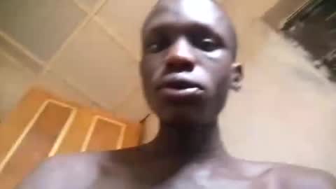 Snapshot of sunnyjohn447 chatting on 24, 2, 2025 Sunnyblack2 online show from 24, 2, 2025