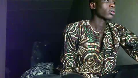 Snapshot of sunnyjohn447 chatting on 10, 9, 2025 Sunnyblack2 online show from 10, 9, 2025