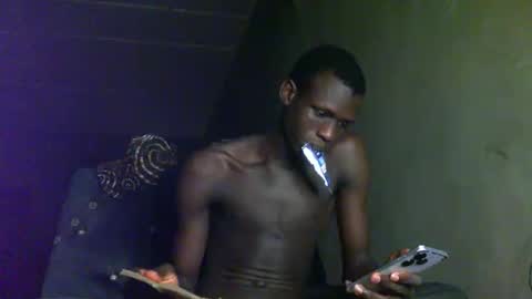 Snapshot of sunnyjohn447 chatting on 10, 10, 2025 Sunnyblack2 online show from 10, 10, 2025