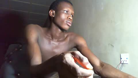 Snapshot of sunnyjohn447 chatting on 15, 10, 2025 Sunnyblack2 online show from 15, 10, 2025