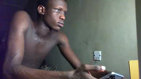 Snapshot of sunnyjohn447 chatting on 17, 10, 2025 Sunnyblack2 online show from 17, 10, 2025