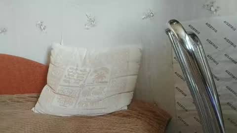 Alina   Streams Mon to Fri online show from 21, 1, 2025