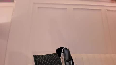 Sunny Rivers online show from 24, 1, 2025