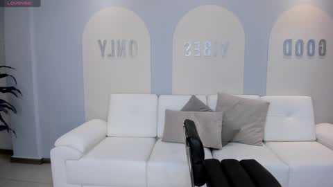 Sunny Rivers online show from 7, 2, 2025