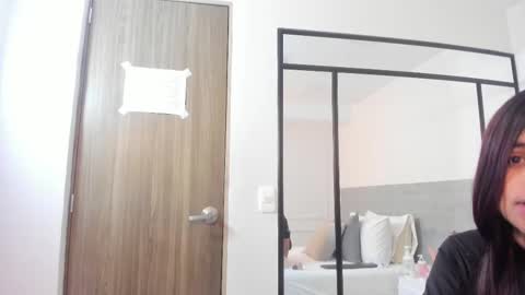 Snapshot of sunnywhitee chatting on 12, 9, 2025 sunnywhitee online show from 12, 9, 2025
