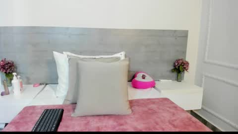 Snapshot of sunnywhitee chatting on 22, 9, 2025 sunnywhitee online show from 22, 9, 2025