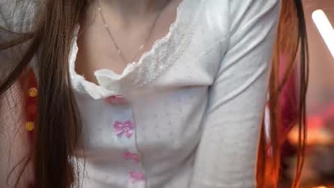 Snapshot of sunrisealice chatting on 21, 10, 2025 Alice online show from 21, 10, 2025