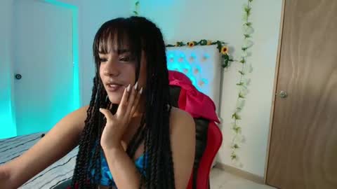 Snapshot of sunrisse_ chatting on 16, 9, 2025 online show from 16, 9, 2025
