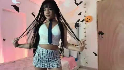 Snapshot of sunrisse_ chatting on 14, 10, 2025 online show from 14, 10, 2025