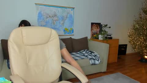 Snapshot of sunsetwithava chatting on 27, 12, 2024 sunsetwithava online show from 27, 12, 2024