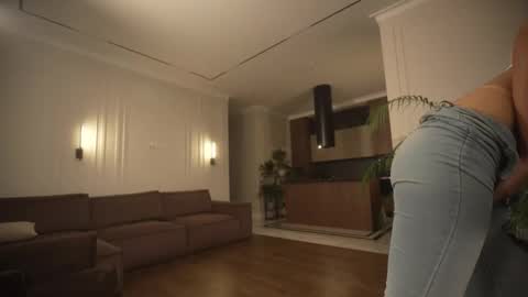 Snapshot of sunshine_______ chatting on 11, 10, 2025 sunshine_______ online show from 11, 10, 2025